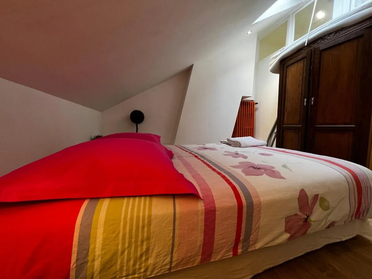 ロアンヌEsprit Cocooning / Secteur Centre / Netflixアパートメント フランス
